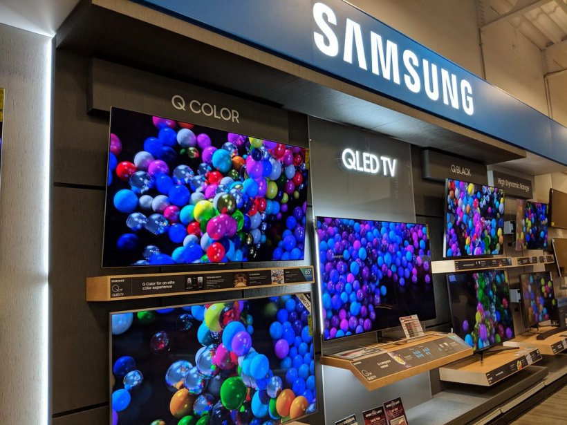 Samsung Logo and TV Display inside Best Buy Store | Honolulu… | Flickr